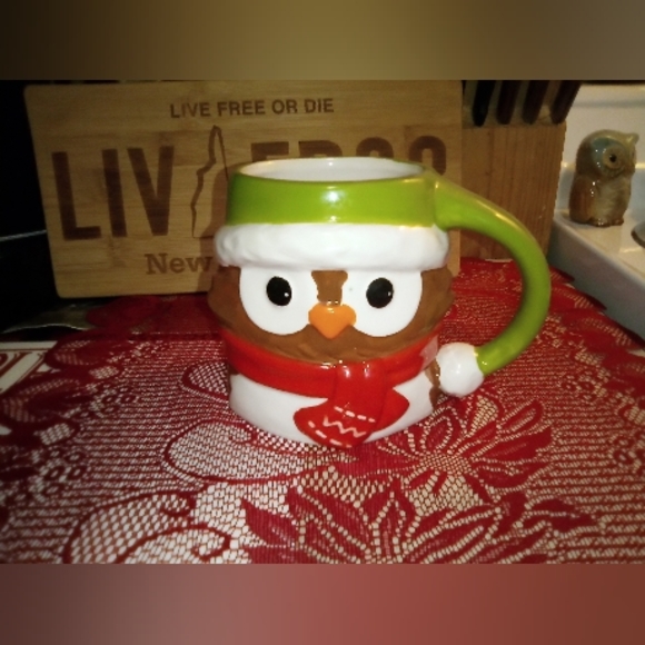 🦉 Holiday ☃️ Mug 🦉 - Picture 1 of 3
